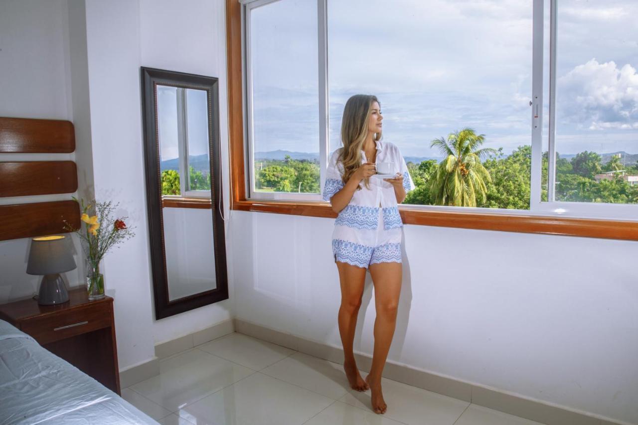 Vuelo 78 Hotel Tarapoto Eksteriør billede