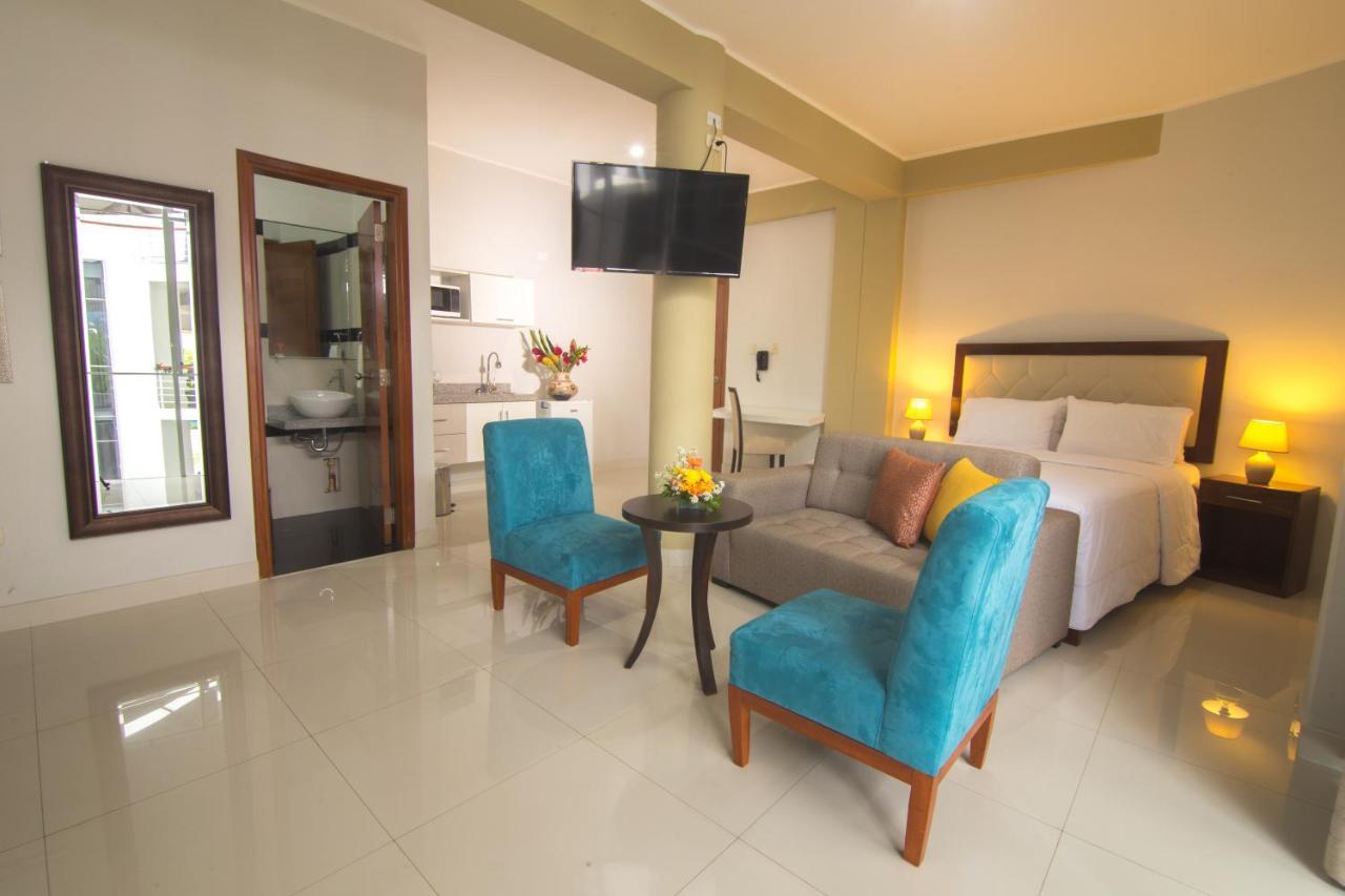 Vuelo 78 Hotel Tarapoto Eksteriør billede