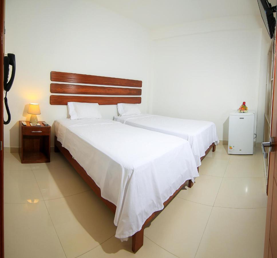 Vuelo 78 Hotel Tarapoto Eksteriør billede